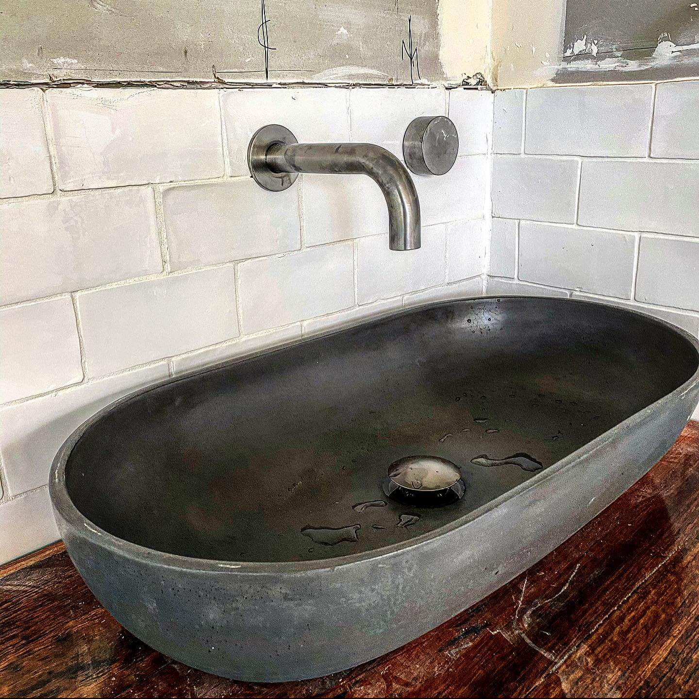 Kitchen sink and mixer replacement